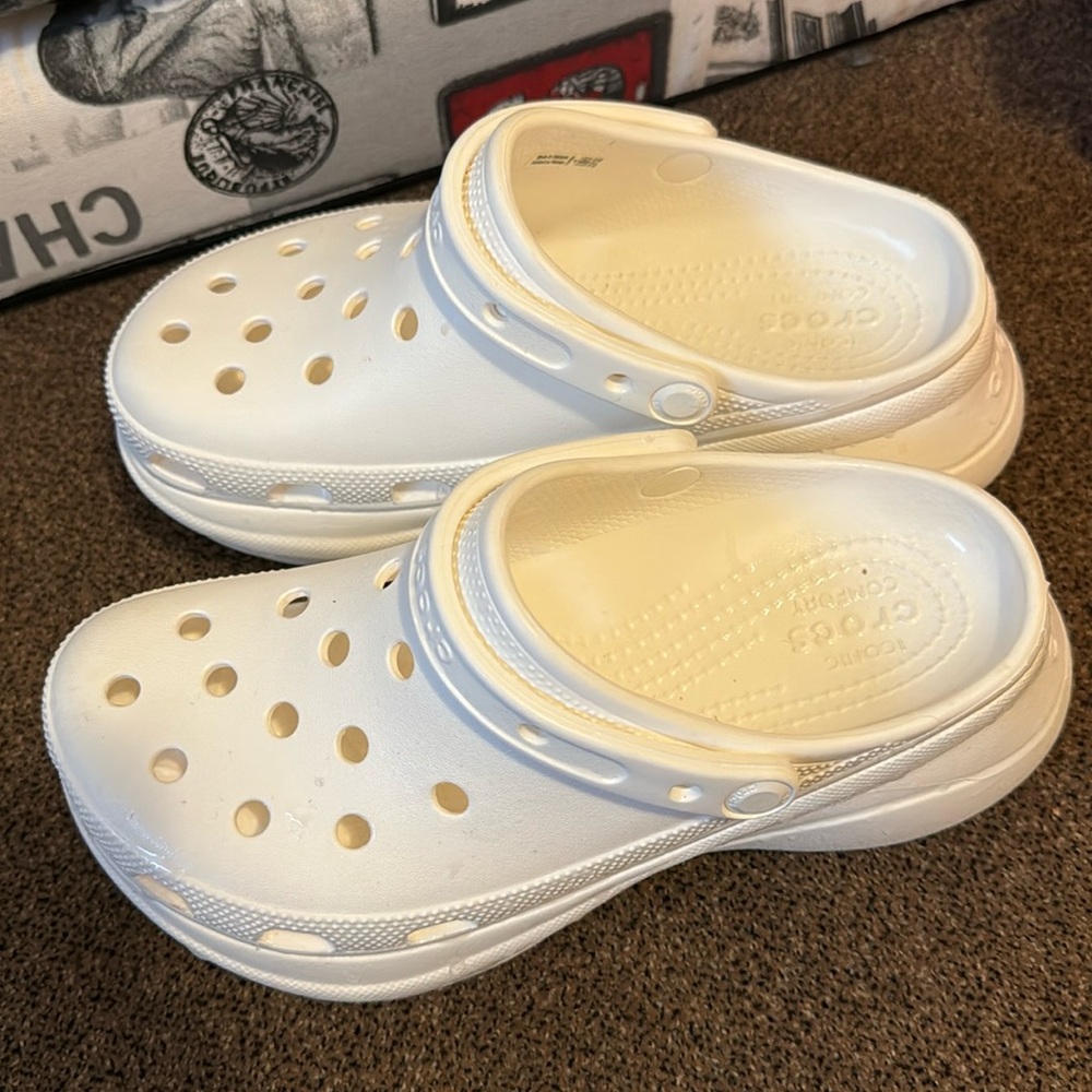 ICONIC CROCS COMFORT 😇